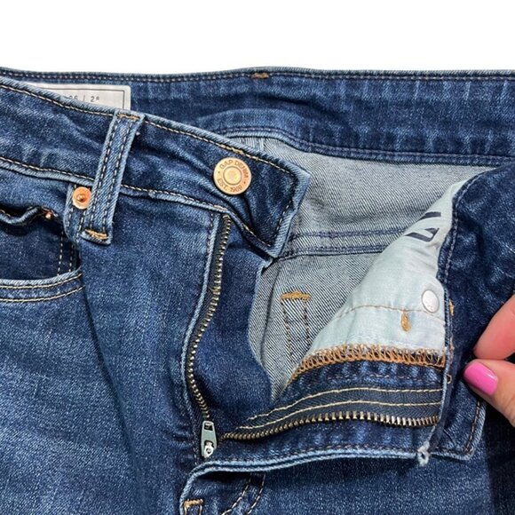 Gap Jeans Women's 26 US 2 Blue classic straight high waist - Picture 3 of 7